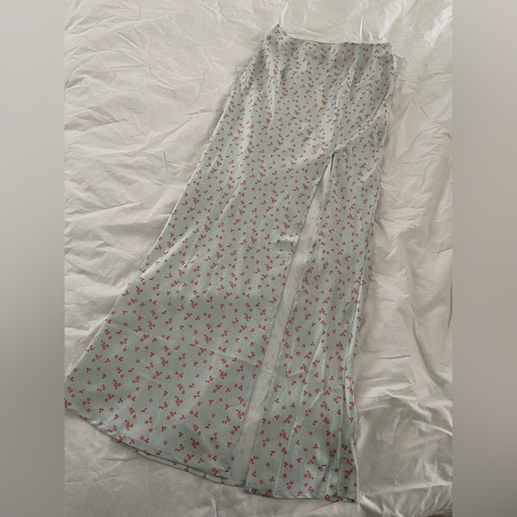 Princess Polly White Floral Midi Skirt - Picture 2 of 4